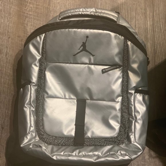 Nike Air Jordan Backpack Laptop Bookbag Metal Silv - Picture 2 of 7